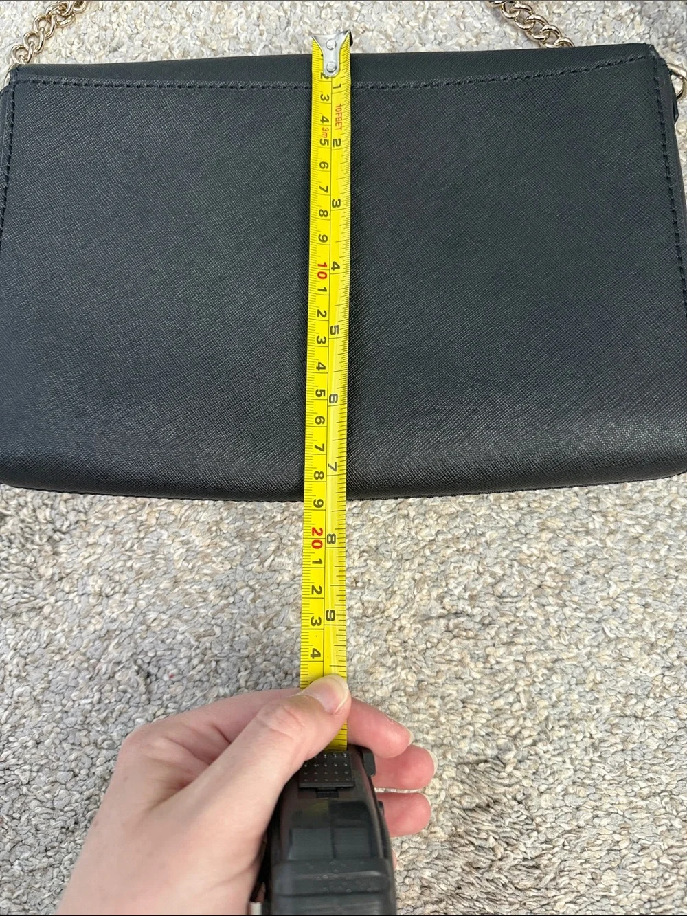 kate spade black crossbody bag with gold chain